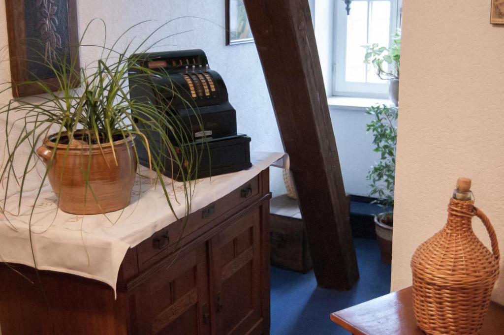 Gasthof Landhotel Hirsch Ostrach Værelse billede